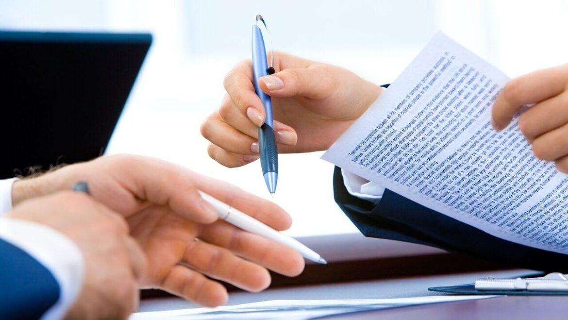 GmbH gründen Kosten: Firmengründer aufgepasst