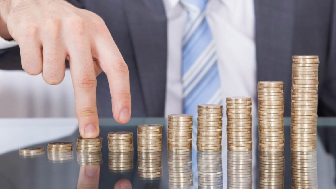 Einstiegsgehalt: Tipps und Zahlen für 2022