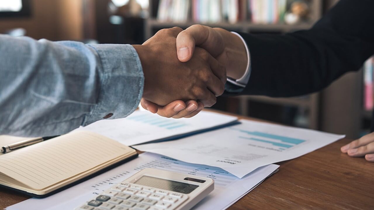 Fehler bei der Gehaltsverhandlung: 10 Tipps, die Du unbedingt veachten musst